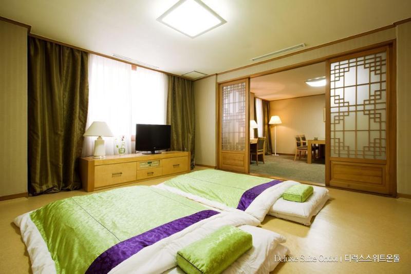 Yousung Hotel Daejeon Esterno foto